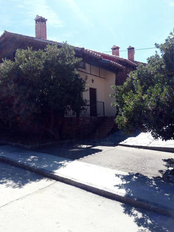 El Egio Guest House Cervera de Buitrago Exterior photo